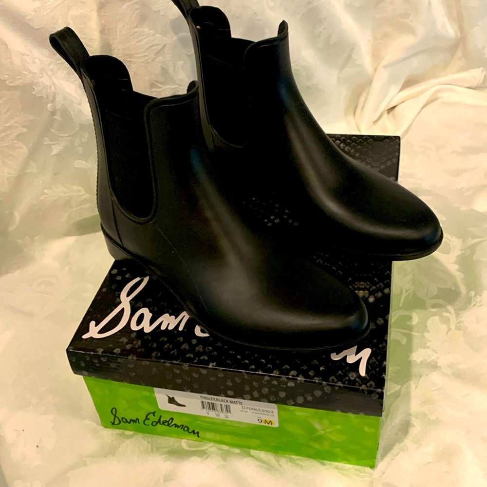 Like new Sam Edelman rain boots Womens size 9